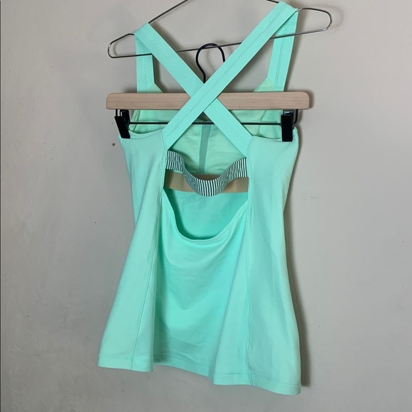 Lululemon Core Kicker Women Teal/Mint Tank Top Mini Hyper Stripe Size 8 - Picture 5 of 8